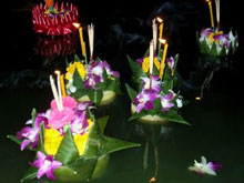 Loy-Krathong-Phuket-Thailand