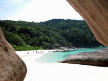 Scuba_Cat_Diving_Similans_Liveaboards_Phuket_Thailand